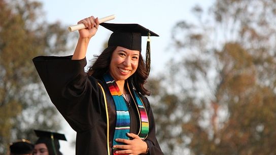 Smith College’s “Next 150 Pledge” Makes Tuition Free for Most Middle-Income Families Starting Fall 2026 (featured )